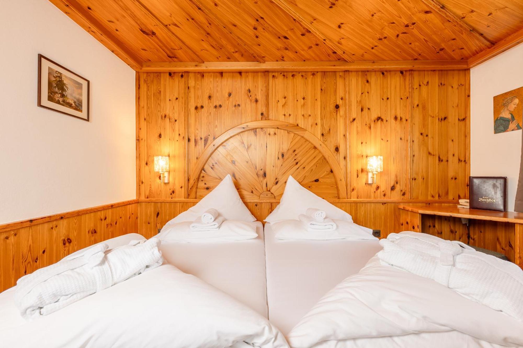 Hotel Berghof Neustift im Stubaital Exterior foto