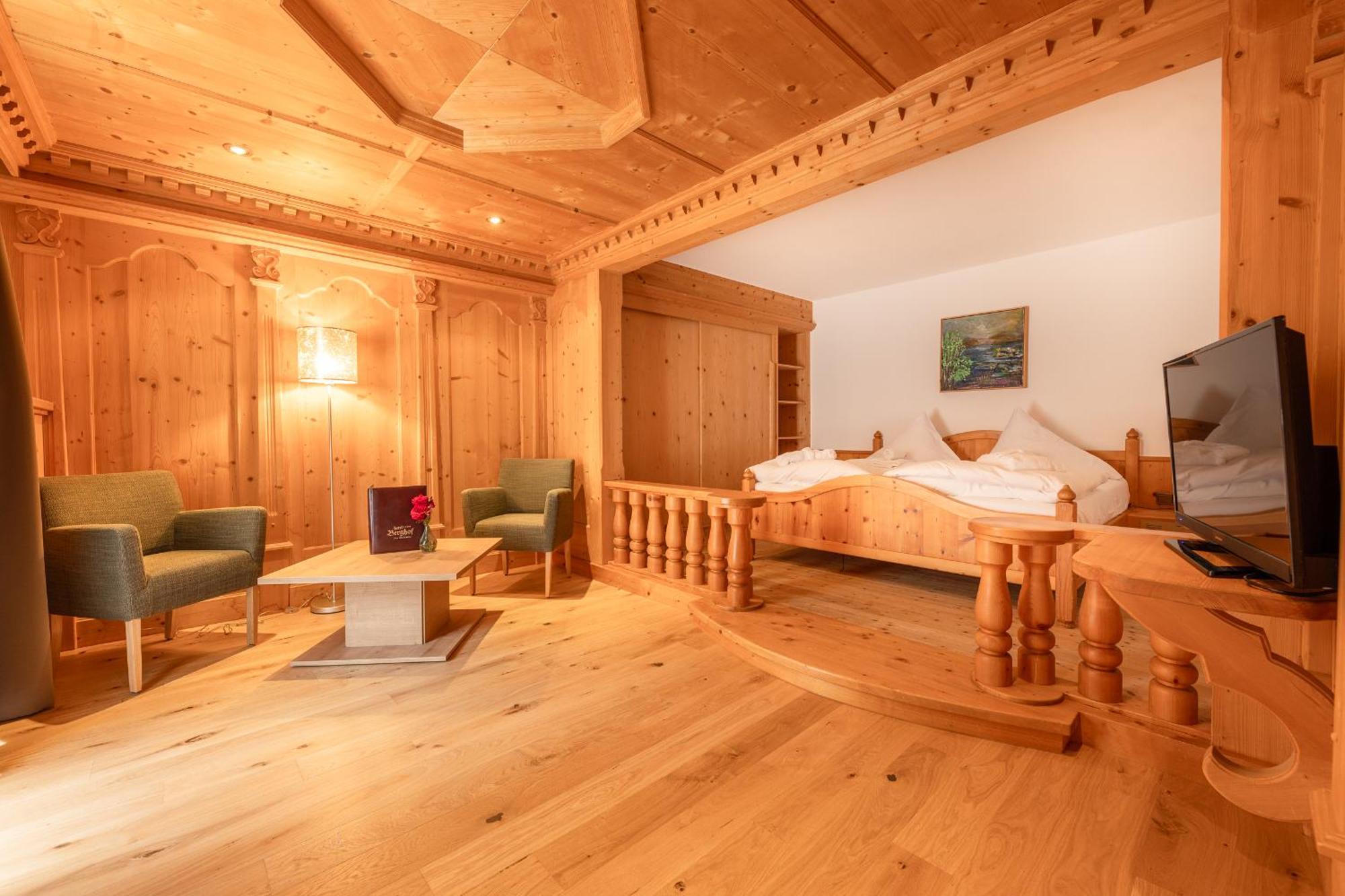 Hotel Berghof Neustift im Stubaital Exterior foto